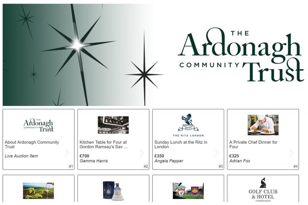 Case antiques auction picture